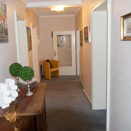 Garni Hotel Drei Lilien 3*