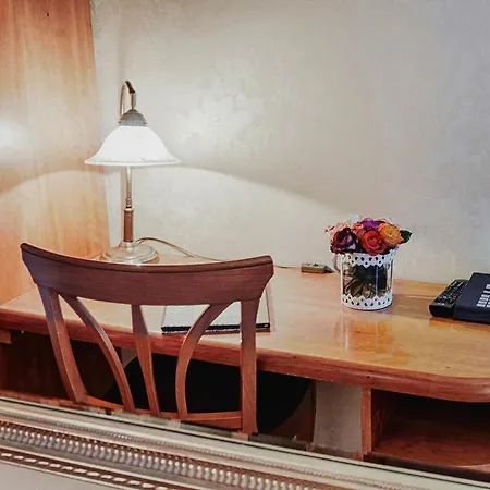 Garni Hotel Drei Lilien Hotel Wiesbaden